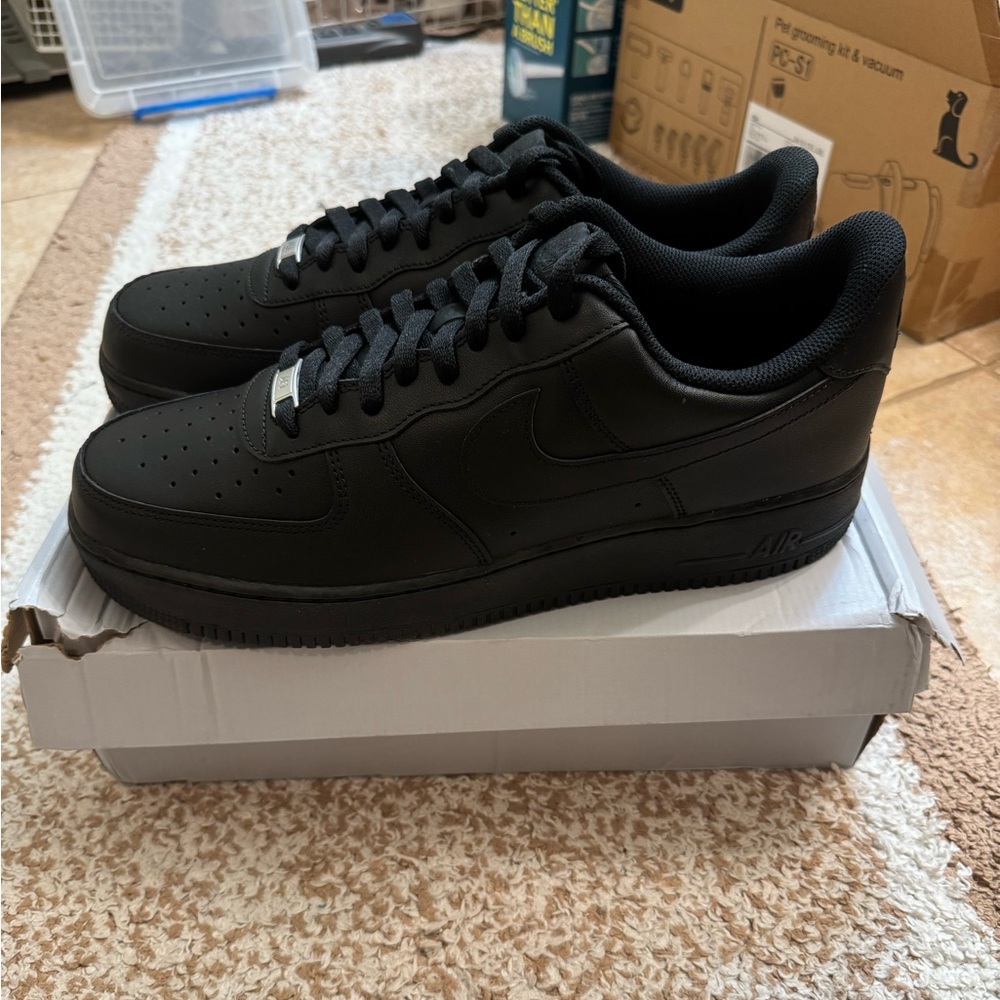 Nike Air Force 1 All Black New ( Men’s 13)
